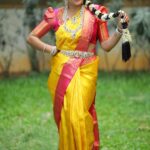Himaja Instagram - The joy of dressing is an art 💖 Jewellery by @7jewells Saree by @srikrishnasilk Videography @captainsaikiran Makeup by @vinusha_makeoverartistry Hair style by @hairstylistravi #weddinglook #bride #jewellery #pattusarees #telugusongs #pellikuthuru #wedding #kalavathi #music