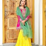 Hina Khan Instagram – Kashmir ki kali..