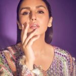 Huma Qureshi Instagram – agape 

| a.ga.pe | /n/ ❤️

– (of a person’s mouth) wide open in surprise or wonder

Also, 

– unconditional love 

@payalsinghal @nupuragarwal__ #shine #surprise #wonder #surprise #love #unconditionallove