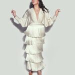 Huma Qureshi Instagram - White Sorcery 💫 #bedazzled #white #night @sanamratansi Outfit - @anayacollection Agency - @vandafashionagency 📸@kkarmaa.studio Earrings https: @aquamarine_jewellery