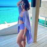 Ileana D'Cruz Instagram - Yes it’s a throwback. Yes I miss the beach. Yes I refrained from saying vitamin sea. Oh.. Oopsie 🫠 #throwback #vitaminsea #haha #beachbum