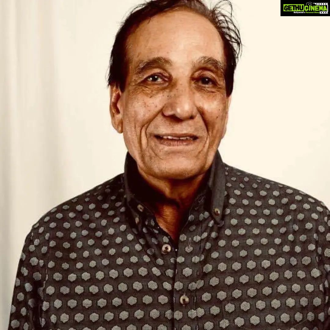 Jackie Shroff Instagram - Superstar Of Fashion #AkbarSahab #RIP Will Miss U 💔