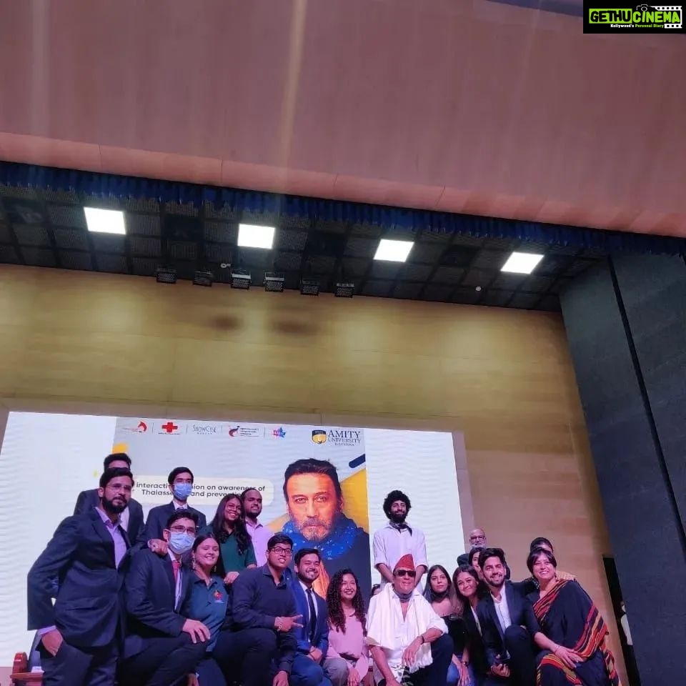 Jackie Shroff Instagram - Reposted from @thalassemicsindia An initiative of #amityuniversitygurgaon #thalassemiaawareness -#screening held in collaboration with @thalassemicsindia our ambassador @apnabhidu came and spoke with over 1000 young adults on the importance of screening. @nannisingh @tif_thalassaemia @pagthal @amityunigurugram_official @ircsofficial @thalassaemia_fat @giftc2c @kashkoiapnasaho @thalassemiadiet @thalassemiapune14