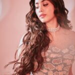 Janhvi Kapoor Instagram - 🌥🌸🧜🏼‍♀️