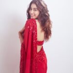 Janhvi Kapoor Instagram - Saree dreams coming true 🌹 #sarinotsorry
