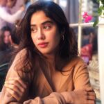 Janhvi Kapoor Instagram - Cali 🌞 pls stay a while 🌈