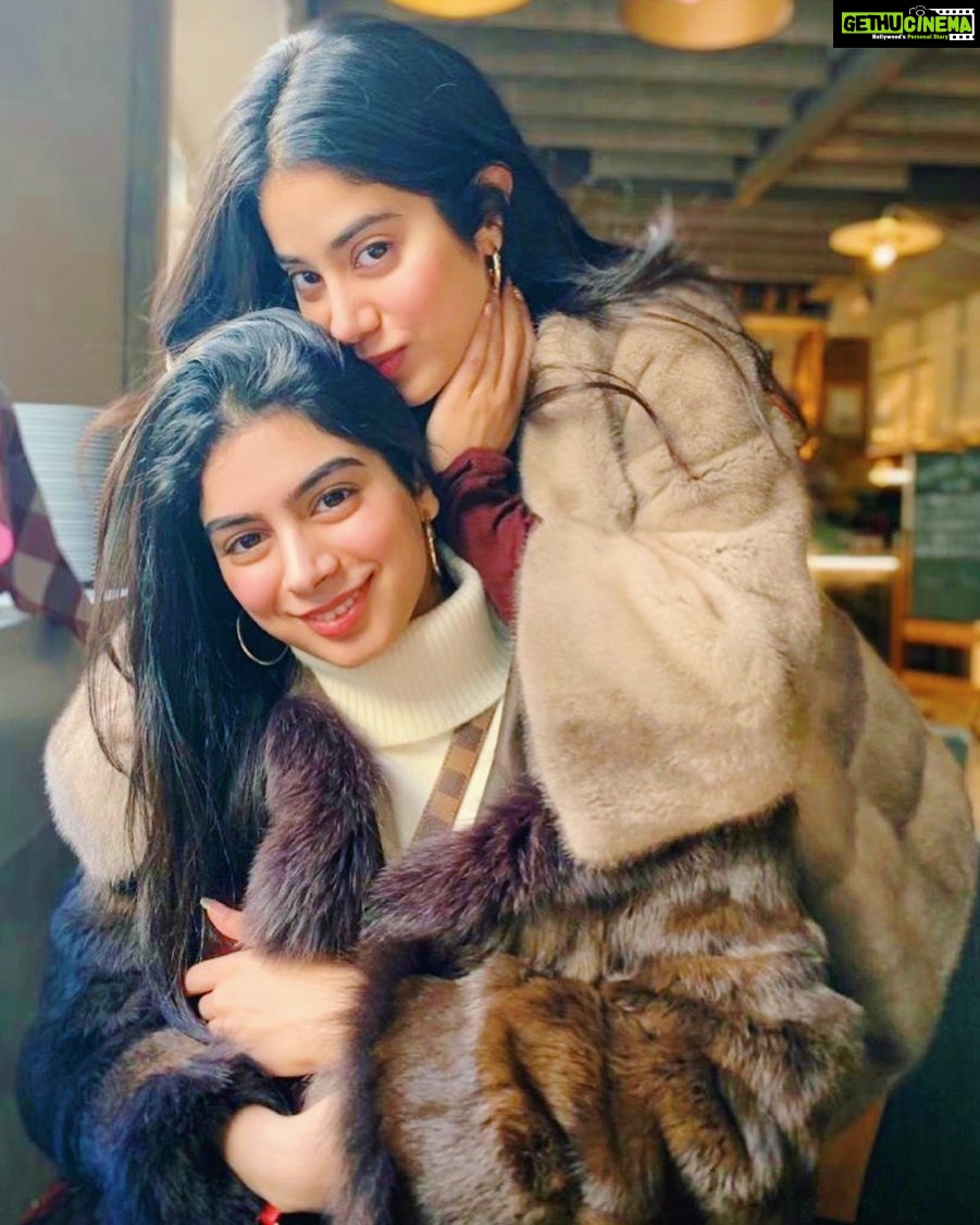 Janhvi Kapoor Instagram - Fur is faux but our love isn’t 💕 #prayingfornyc