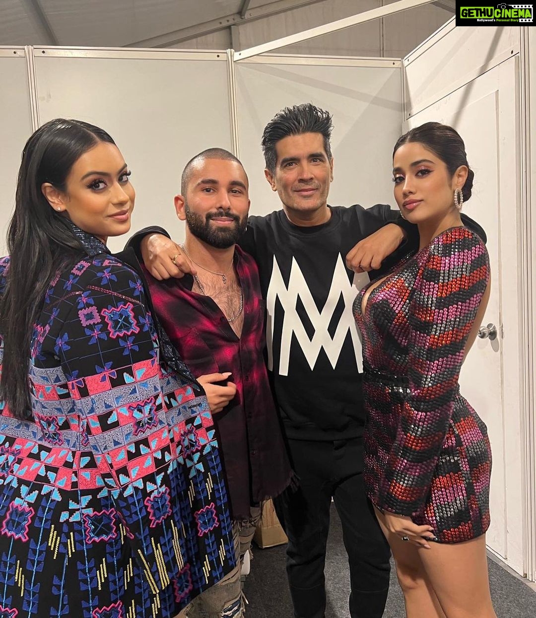 Janhvi Kapoor Instagram - a meal, a debut and a return 🥳