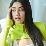 Janhvi Kapoor Instagram - When he’s being cute v/s when he isn’t calling back 🌵