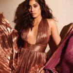 Janhvi Kapoor Instagram - Sorry for the spam guyz