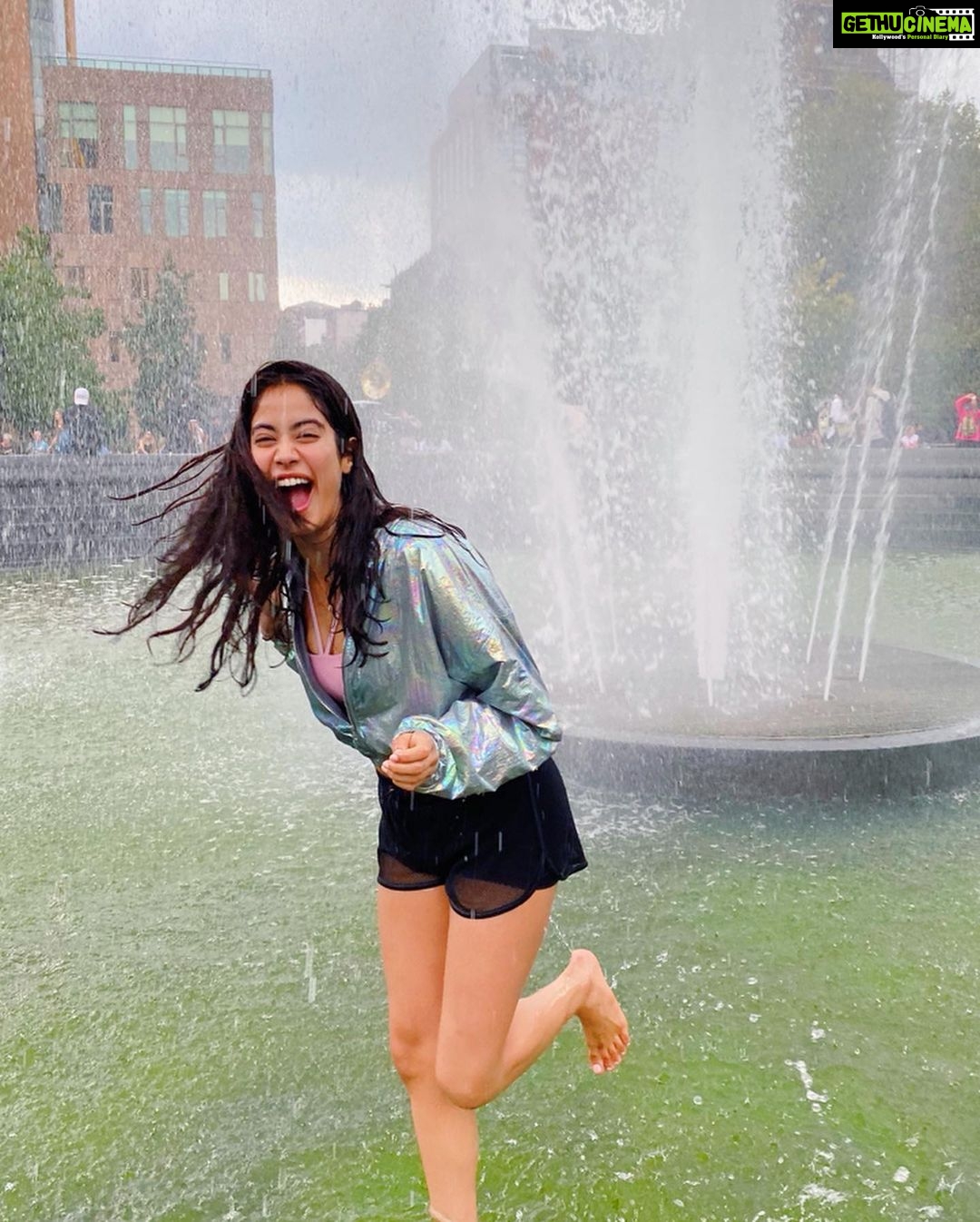 Janhvi Kapoor Instagram - New York, I love you