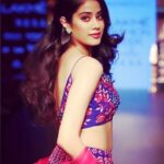 Janhvi Kapoor Instagram - Missing this hurrr 💇🏻‍♀️🥺