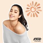Janhvi Kapoor Instagram - @Nykaabeauty has just 😍 launched their #SkinShield Foundation in 15 shades! I personally ❤ love it! It has a unique anti-pollution formula, is super 💦hydrating ANDDD blends seamlessly into the skin You guys have to try it!!! Shop for it on @MyNykaa #NykaaSkinShield #ThatsMyShade #AntiPollution #Foundation #NykaaCosmetics #NewLaunch