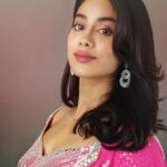 Janhvi Kapoor Instagram - Strawberry shortcake 🌸🍓🌸