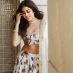Janhvi Kapoor Instagram - Had so much fun walking for @punitbalanaofficial at the @fdciofficial fashion week! #PunitBalana #LakshmibyPunitBalana