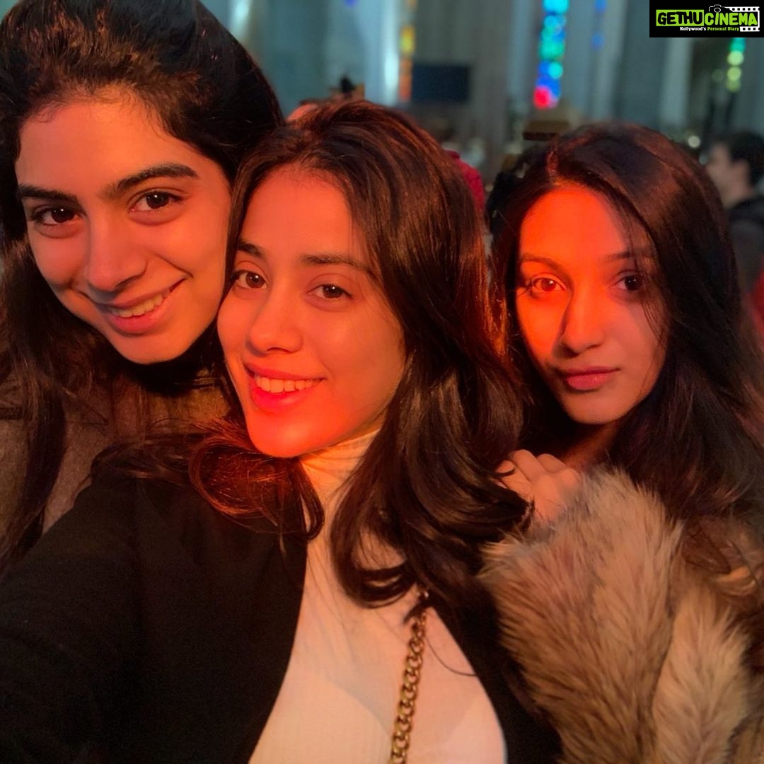 Janhvi Kapoor Instagram - Promise to keep scaring u forever. #HBD love u too much 🧿