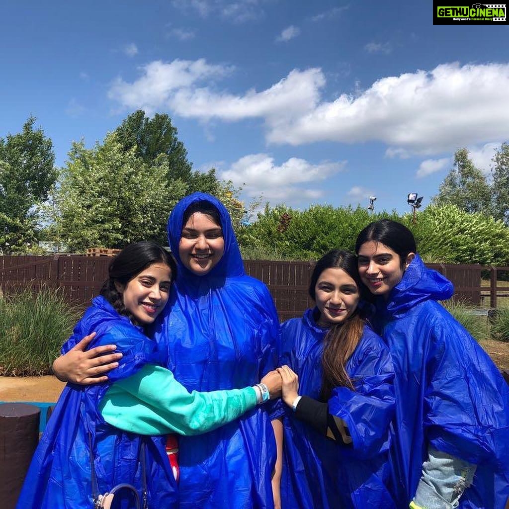 Janhvi Kapoor Instagram - Everyone’s most special ❤️ the reason we feel loved and safe. So thankful I have you to look up to. I love you more than you can imagine, always ❤️ HBD bro