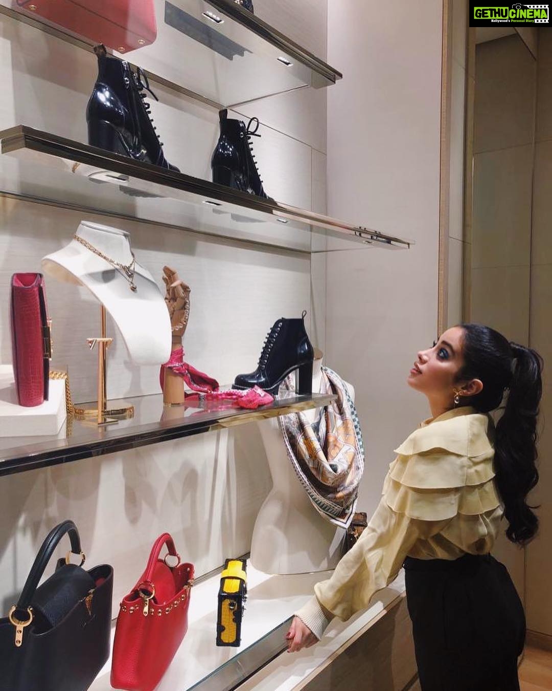 Janhvi Kapoor Instagram - Thank you @louisvuitton for dressing us up in these fun outfits for the launch of your ready to wear collection in India! At the newly expanded Delhi store. #LVIndia