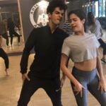Janhvi Kapoor Instagram - 🕺🏼#zingaat