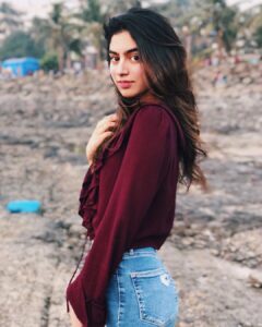 Janhvi Kapoor Instagram - Pls stop I can't
