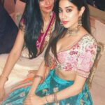 Janhvi Kapoor Instagram - 💋