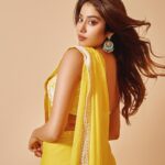 Janhvi Kapoor Instagram - 🌞
