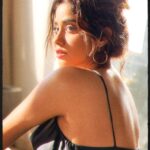 Janhvi Kapoor Instagram - flaming hot cheetos