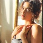 Janhvi Kapoor Instagram - flaming hot cheetos
