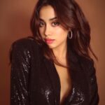 Janhvi Kapoor Instagram – 🖤