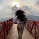 Janhvi Kapoor Instagram - 🥺🥰 Ooty diaries ⛰ ☀️