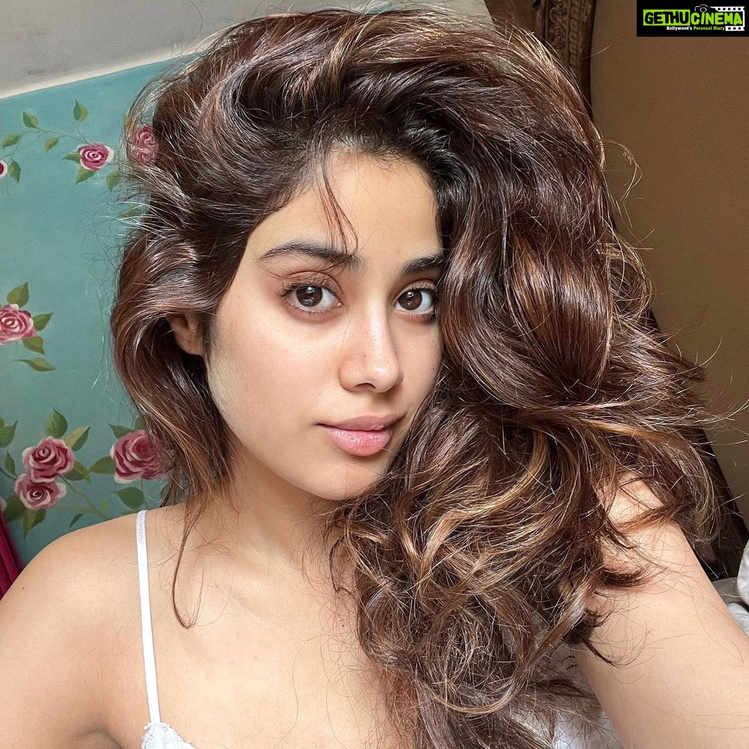 Janhvi Kapoor Instagram - that time of year again
