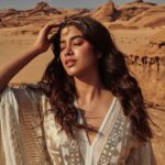 Janhvi Kapoor Instagram – where you see barren land; I see golden sand 🌞