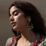 Janhvi Kapoor Instagram - floating on a cloud