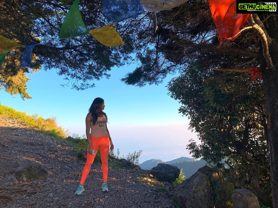 Janhvi Kapoor Instagram - keep me where the light is