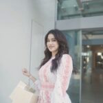 Janhvi Kapoor Instagram - I ❤️ the festive season and one of the best part of the season is picking unique gifts for my loved ones. I've got my festive gift shopping done well ahead time at the @MichaelKors #MKMyWay popup @Luxe_project