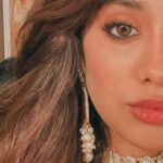 Janhvi Kapoor Instagram - First day with @tyaanijewellery 💕 felt like a princess 👑