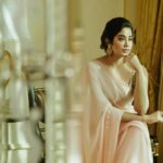 Janhvi Kapoor Instagram - done posting this look now I promise 🙃🙃 #sarinotsari