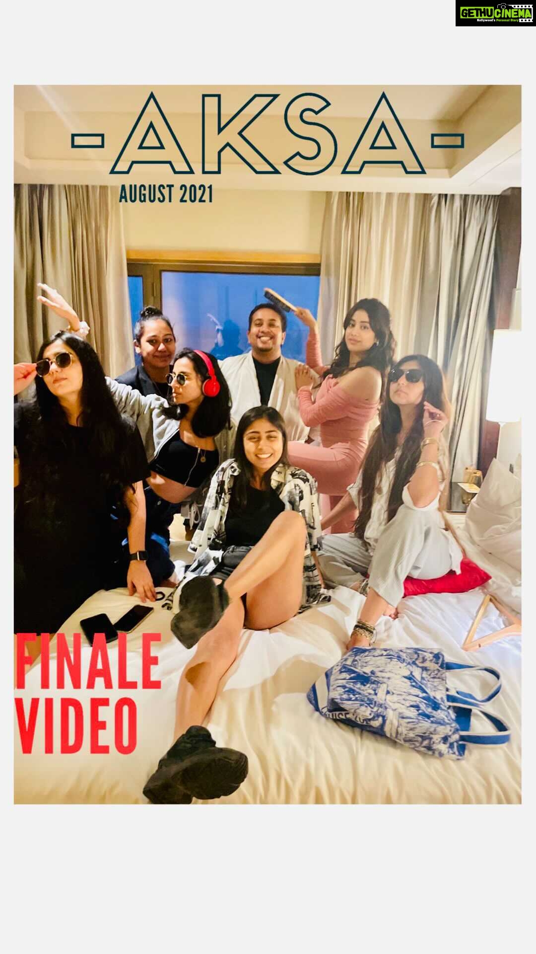 Janhvi Kapoor Instagram - Aksa gang hain salamat- pesh karte hain humara final video ππ₯² I promise u itβs qayamat π€πΌπ§π»ππ