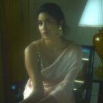 Janhvi Kapoor Instagram - done posting this look now I promise 🙃🙃 #sarinotsari