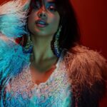 Janhvi Kapoor Instagram - 👰‍♀️ 🧜🏼‍♀️ For: @thebridalasiamagazine @bridalasia . . Photographs by: Vaishnav Praveen (@vaishnavpraveen), @thehouseofpixels Styling: Nupur Mehta Puri (@nupurmehta18, @n2root) Assisted by: Sanskriti Sharma (@chicbydefault) Creative Direction: Gopalika Virmani (@gopalikavirmani) Makeup Artist: Riviera Lynn (@rivieralynn, @animacreatives) Hair Stylist: Aanchal Morwani (@hot.hair.balloon) PR Agency: Hype PR (@hypenq_pr) Production: MMC World (@mmcworld_official) . . Blouse: Aisha Rao (@aisharaoofficial) Jewellery: Rare Heritage (@rareheritage) Outfit: The House of Exotique (@house_of_exotique) Jewellery: Rare Heritage (@rareheritage)
