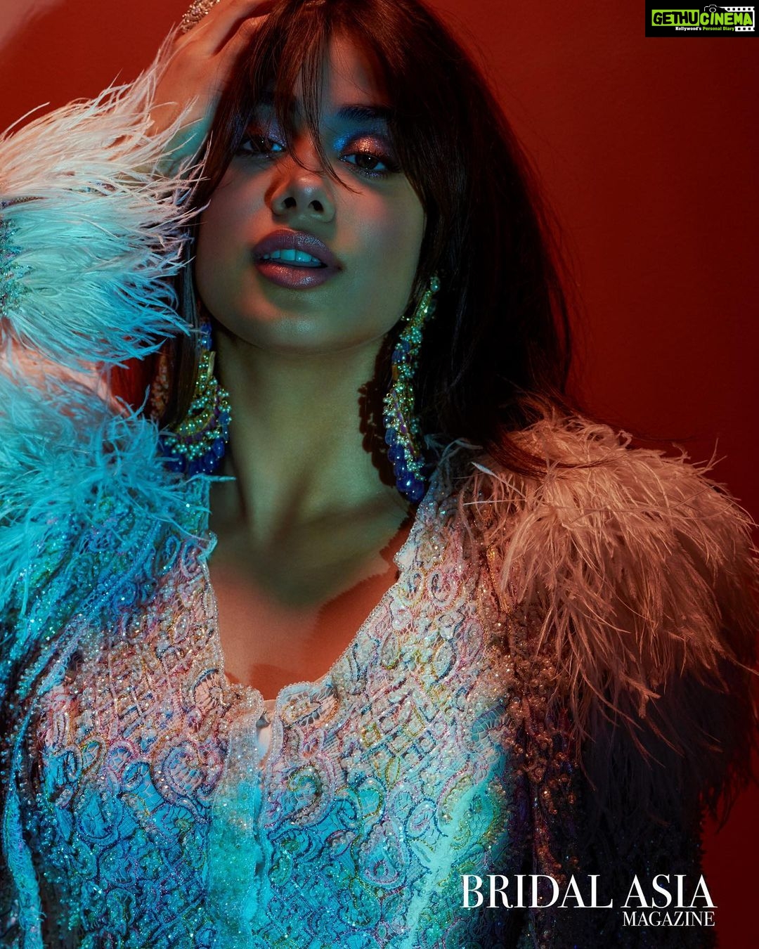Janhvi Kapoor Instagram - π°ββοΈ π§πΌββοΈ For: @thebridalasiamagazine @bridalasia . . Photographs by: Vaishnav Praveen (@vaishnavpraveen), @thehouseofpixels Styling: Nupur Mehta Puri (@nupurmehta18, @n2root) Assisted by: Sanskriti Sharma (@chicbydefault) Creative Direction: Gopalika Virmani (@gopalikavirmani) Makeup Artist: Riviera Lynn (@rivieralynn, @animacreatives) Hair Stylist: Aanchal Morwani (@hot.hair.balloon) PR Agency: Hype PR (@hypenq_pr) Production: MMC World (@mmcworld_official) . . Blouse: Aisha Rao (@aisharaoofficial) Jewellery: Rare Heritage (@rareheritage) Outfit: The House of Exotique (@house_of_exotique) Jewellery: Rare Heritage (@rareheritage)