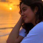 Janhvi Kapoor Instagram - 🎶 sunday kind of love 🎶