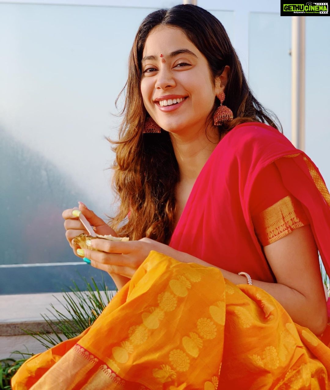 Janhvi Kapoor Instagram - Happy Onam! #tbt #happyplace