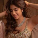 Janhvi Kapoor Instagram - 💫 dream a little dream of me 💫