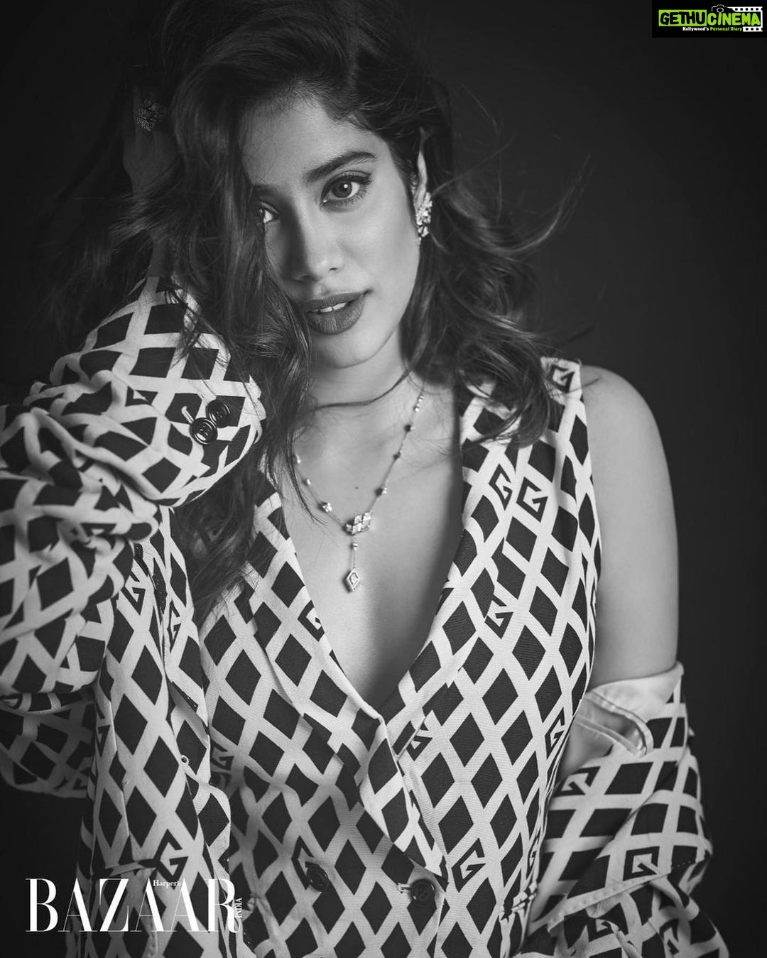 Janhvi Kapoor Instagram - π€π€ @bazaarindia Digital Editor: Nandini Bhalla (@nandinibhalla) Photographs by Rohan Shrestha (@rohanshrestha) Styling: For Janhvi Kapoor, Zunaili Malik (@zunailimalik), and for Arjun Kapoor, Nikita Jaisinghani (@nikitajaisinghani) For Janhvi Kapoor: Hair: Priyanka Borkar (@priyanka.s.borkar) Make-up: Riviera Lynn at Anima creative management. @rivieralynn @animacreatives For Arjun Kapoor: Hair: Bashir at team Hakim's Aalim. @aalimhakim Make-up: Vicky Banatkar (@vickybanatkar) Production: P Productions (@p.productions_) Fashion Assistants: @humairalakdawala @jaishreechhabra PR Agency : Hype PR (@hypenq_pr)