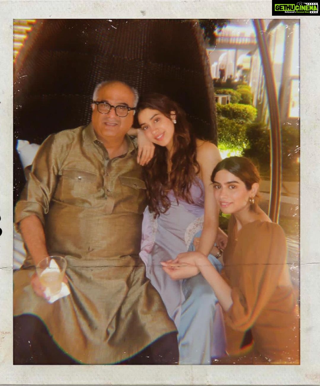 Janhvi Kapoor Instagram - The best man I know. And I’m the luckiest because I get to be your daughter 💕 Happy Father’s Day 🥰