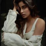 Janhvi Kapoor Instagram - 🤍