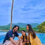 Janhvi Kapoor Instagram - wildflower wildfire