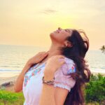 Janhvi Kapoor Instagram - wildflower wildfire