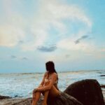 Janhvi Kapoor Instagram - Maybe half the beauty of every blurred sunset is that it is fleeting ⛅️
